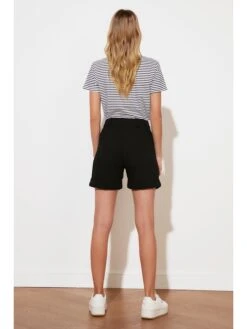 Trendyol Shortzwart -Limango Winkel trendyol short zwart 3